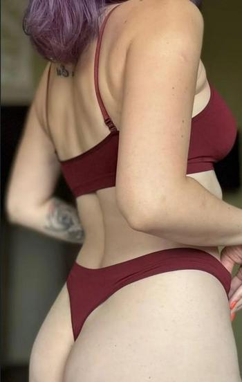 319-205-6795, 27  female escort, Quad Cities