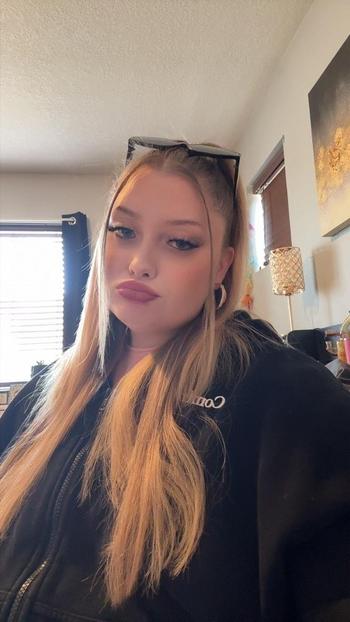 Ivy, 28  female escort, Quad Cities