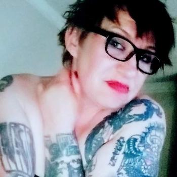 5632000638, female escort, Quad Cities