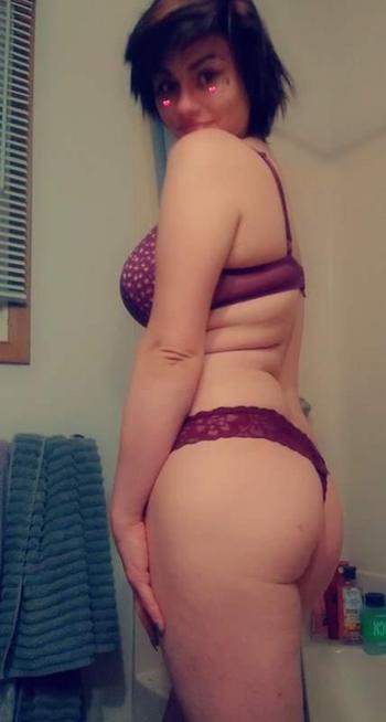 5634473431, female escort, Quad Cities