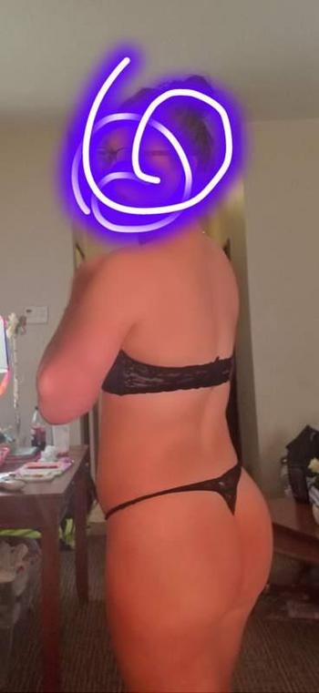 5635494668, female escort, Quad Cities