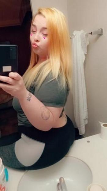 3316880790, female escort, Quad Cities